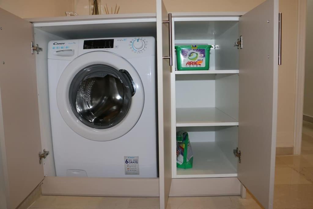 Glyfada Path Of Poets Apartment Athens Ngoại thất bức ảnh